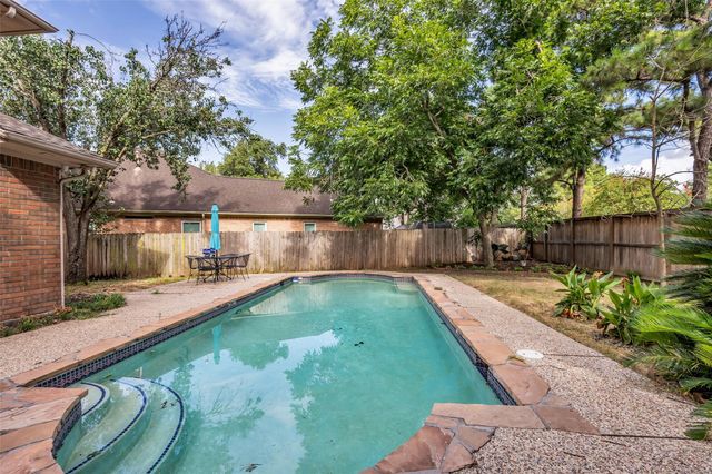 7543 Basswood Forest Court, Houston, TX 77095