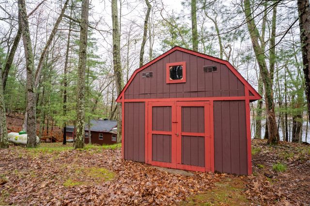 9572 S Oxeye Avenue, Baldwin, MI 49304