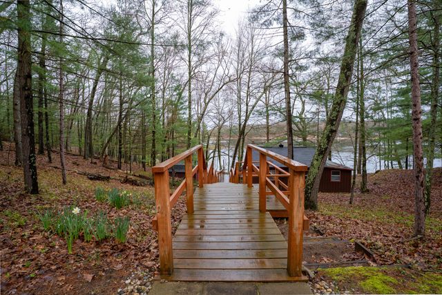 9572 S Oxeye Avenue, Baldwin, MI 49304