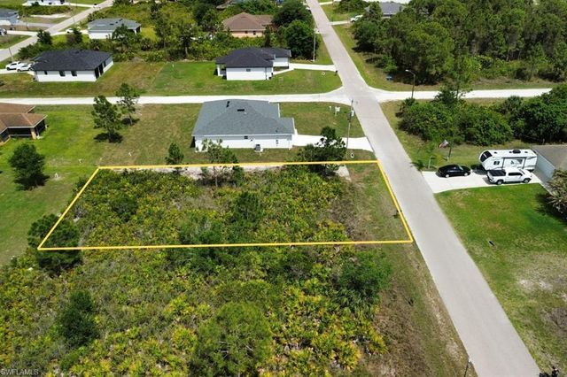 2602 26th ST W, Lehigh Acres, FL 33971