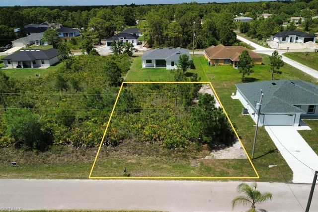 2602 26th ST W, Lehigh Acres, FL 33971