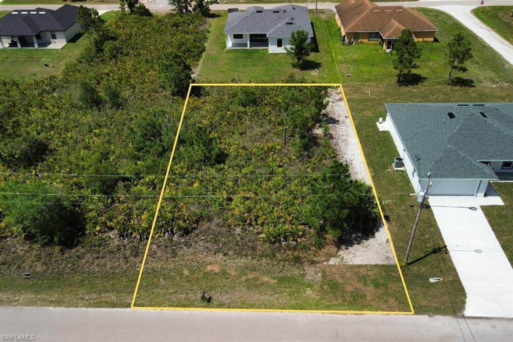 2602 26th ST W, Lehigh Acres, FL 33971