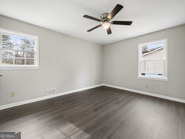 5019 Merlin Drive, Oakwood, GA 30566