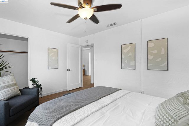 16133 Berkshire Dr, Castro Valley, CA 94578
