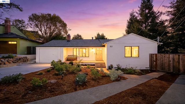 16133 Berkshire Dr, Castro Valley, CA 94578