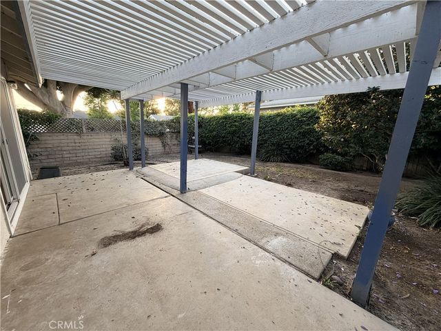 701 E 21st Street, Santa Ana, CA 92706