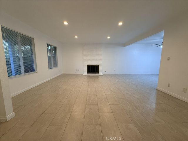 701 E 21st Street, Santa Ana, CA 92706