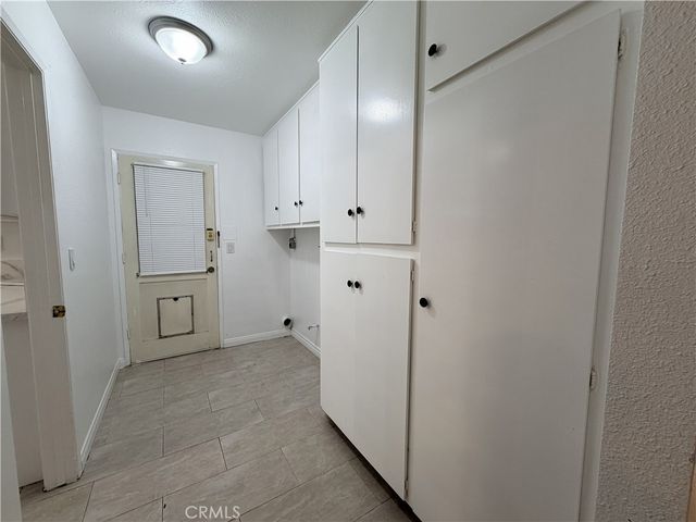 701 E 21st Street, Santa Ana, CA 92706
