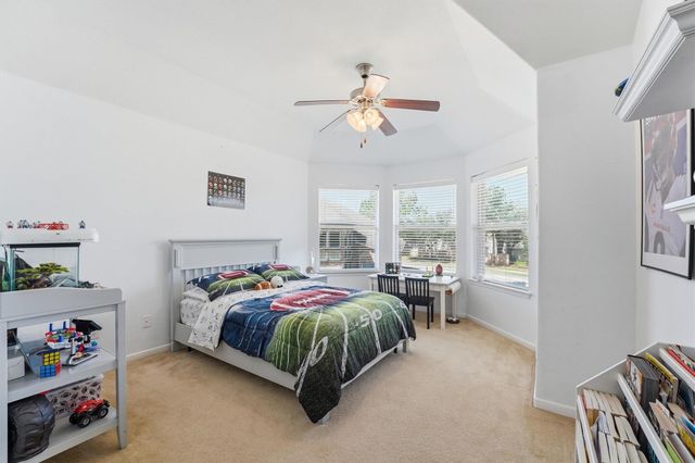 6102 Lakenshire Falls Lane, Katy, TX 77494