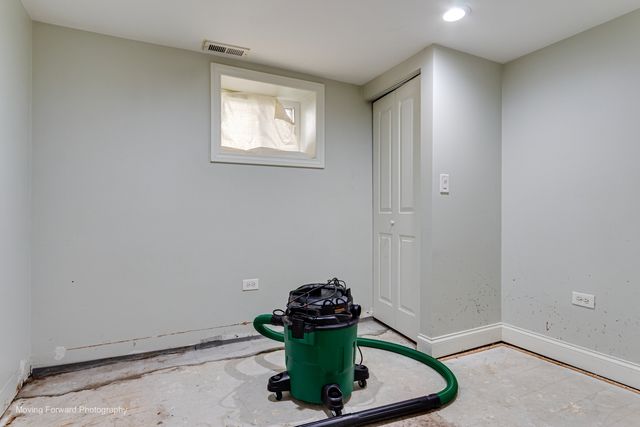5505 W Thomas Street, Chicago, IL 60651