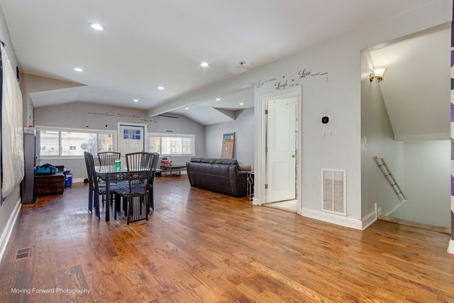 5505 W Thomas Street, Chicago, IL 60651