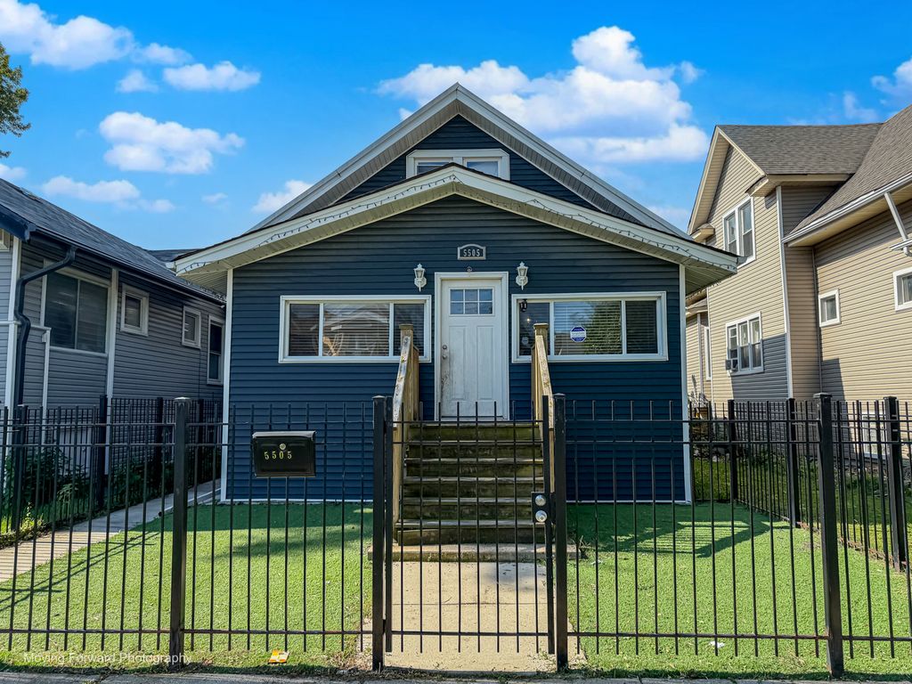 5505 W Thomas Street, Chicago, IL 60651