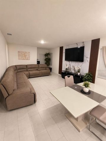 3408 COSTELLO CIRCLE, Winter Haven, FL 33884