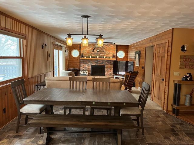 221545 AZALEA ROAD, Wausau, WI 54401