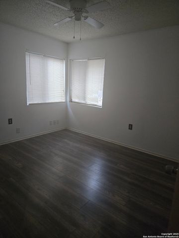 10034 Palomino Cyn, Converse, TX 78109