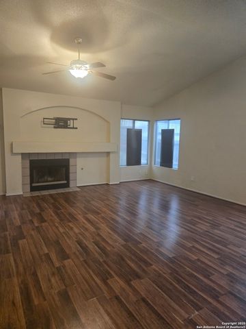 10034 Palomino Cyn, Converse, TX 78109