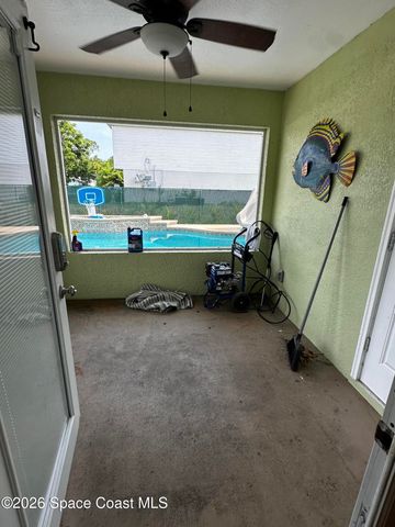 283 Umber Street NW, Palm Bay, FL 32907