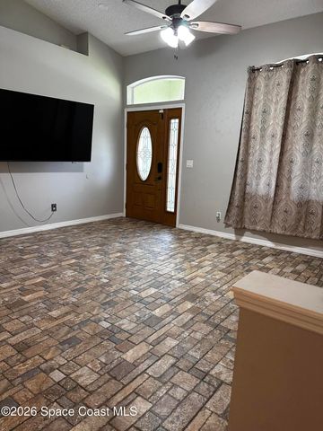 283 Umber Street NW, Palm Bay, FL 32907