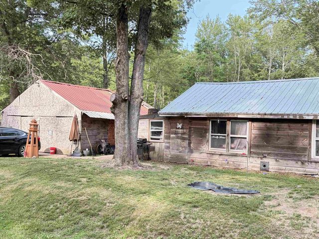 2685 S Whitney Beach Road, Beaverton, MI 48612