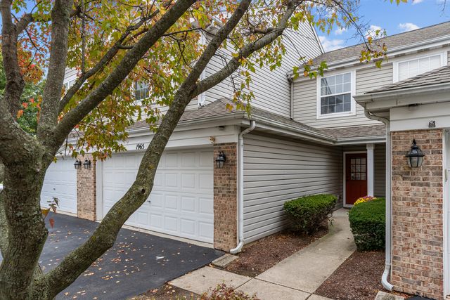 1965 Town Drive, Naperville, IL 60565