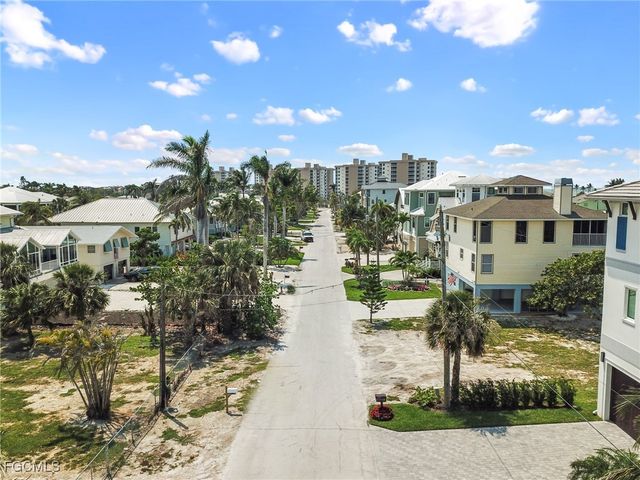 27832 Forester DR, Bonita Springs, FL 34134