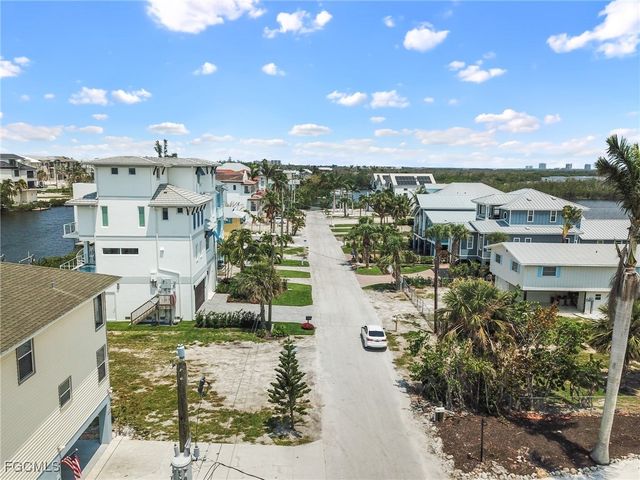 27832 Forester DR, Bonita Springs, FL 34134