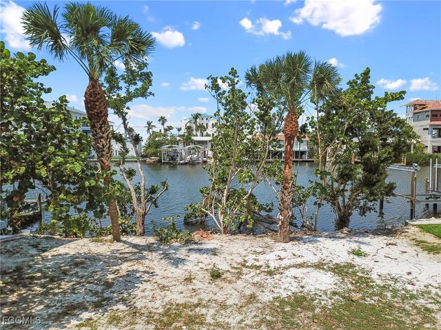 27832 Forester DR, Bonita Springs, FL 34134