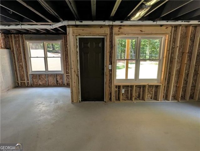 655 Springharbor Drive, Woodstock, GA 30188