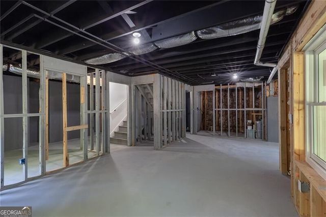 655 Springharbor Drive, Woodstock, GA 30188