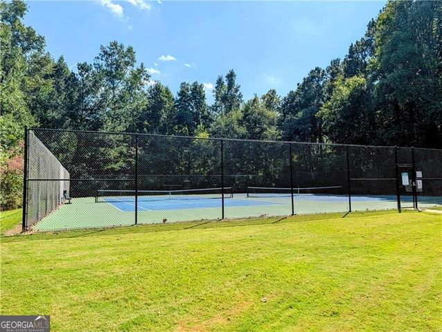 655 Springharbor Drive, Woodstock, GA 30188