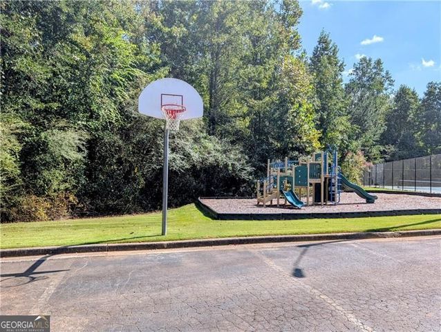 655 Springharbor Drive, Woodstock, GA 30188