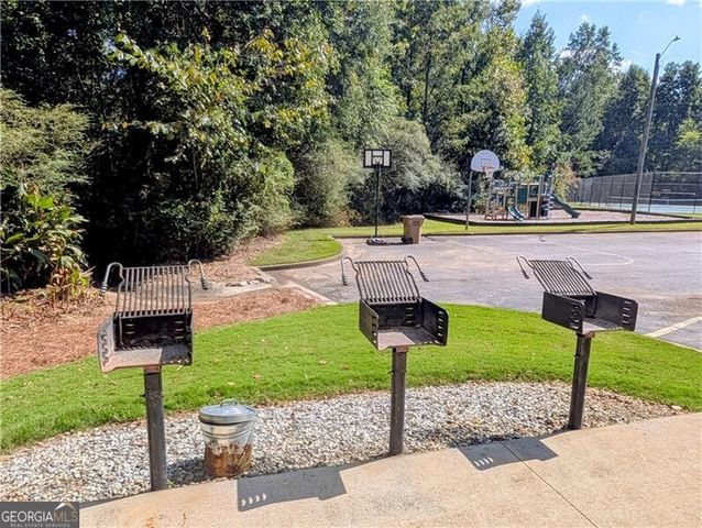 655 Springharbor Drive, Woodstock, GA 30188