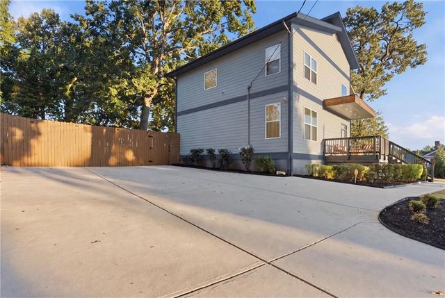 480 S Howard Street SE, Atlanta, GA 30317