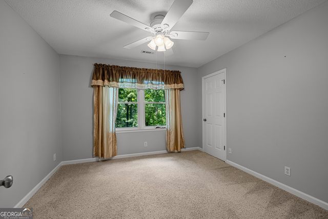 214 Highland Trail, Lagrange, GA 30240