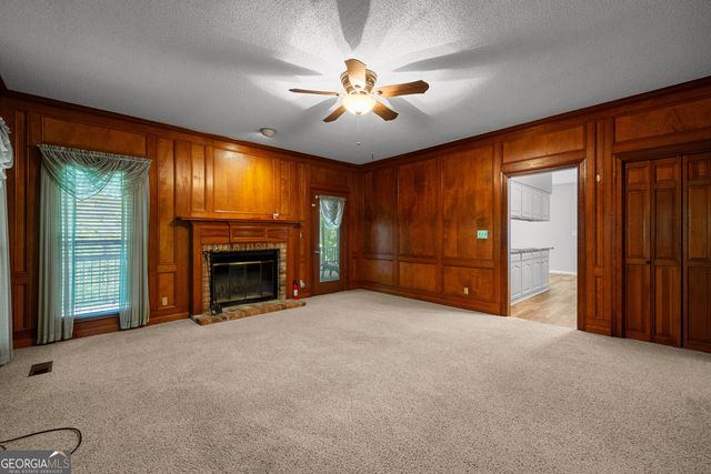 214 Highland Trail, Lagrange, GA 30240