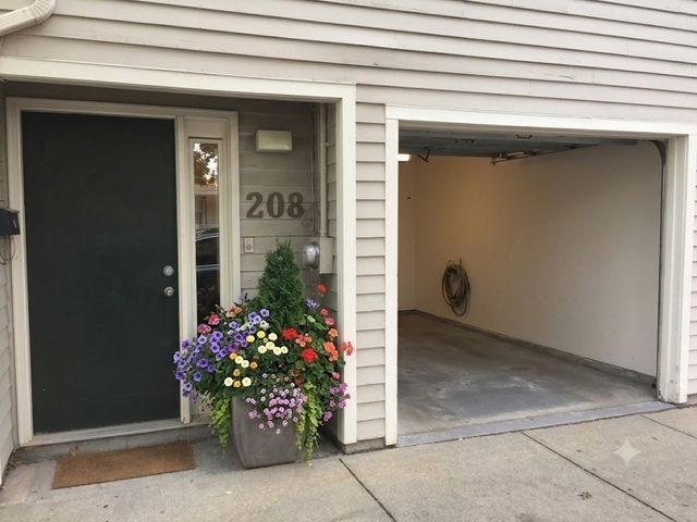 208 Charles 208, Cambridge, MA 02141