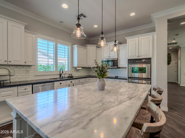 19828 S 190TH Street, Queen Creek, AZ 85142