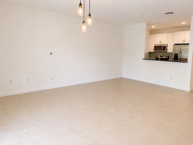 5903 MONTERRA CLUB Drive 5903, Lake Worth, FL 33463