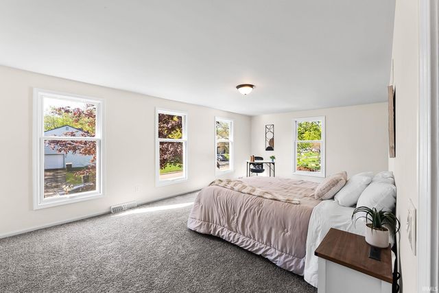 6025 Fitchburg Place, Fort Wayne, IN 46815
