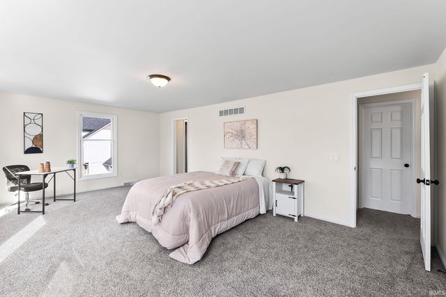 6025 Fitchburg Place, Fort Wayne, IN 46815