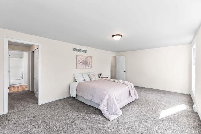 6025 Fitchburg Place, Fort Wayne, IN 46815