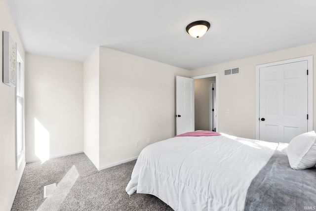 6025 Fitchburg Place, Fort Wayne, IN 46815