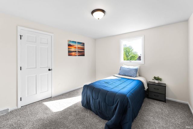 6025 Fitchburg Place, Fort Wayne, IN 46815
