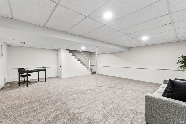 6025 Fitchburg Place, Fort Wayne, IN 46815