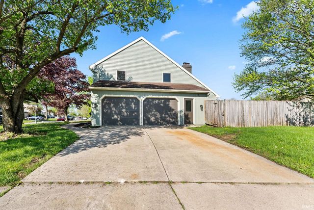 6025 Fitchburg Place, Fort Wayne, IN 46815