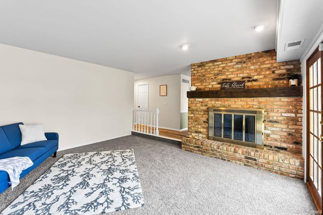 6025 Fitchburg Place, Fort Wayne, IN 46815