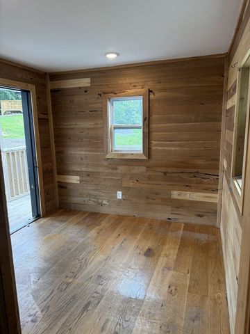 1480 Gravel Hill Rd, Bethpage, TN 37022