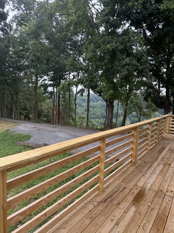 1480 Gravel Hill Rd, Bethpage, TN 37022