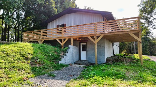 1480 Gravel Hill Rd, Bethpage, TN 37022