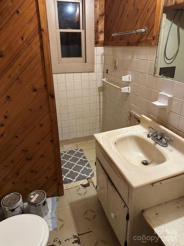 2121 Middale Street, Kannapolis, NC 28083